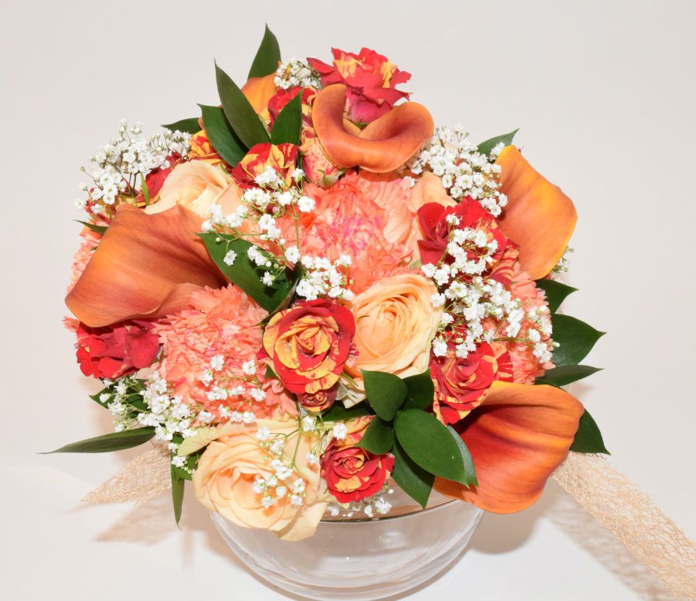 Bouquet de la mariée en couleur d'automne et couleurs du feu pour un mariage en automne