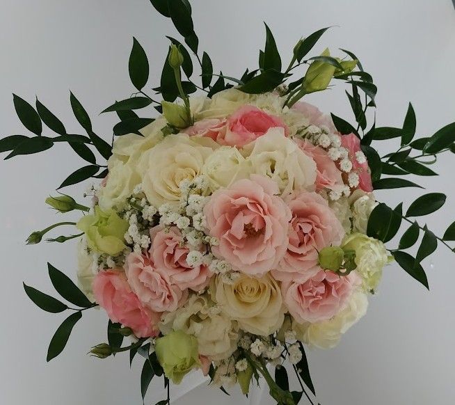 Bouquet de mariage en couleurs pastel pour mariage Toulouse par fleuriste mariage A Fleur d'Art