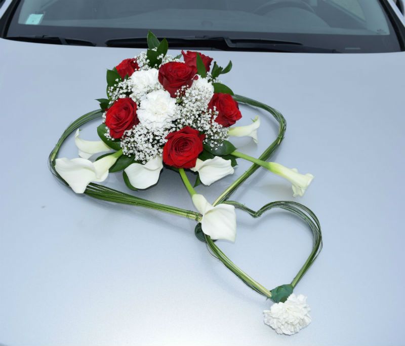 Voiture Fleurie Mariage - Décors voiture Mariage - A Fleur d'Art - Artisan Fleuriste Professionnelle