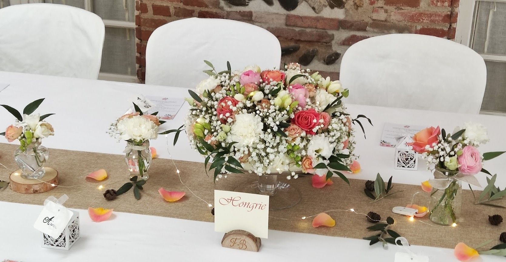 Fleurs printaniers pour mariage dans le Sud-Ouest par A Fleur d'Art au Moulin de Rudelle Muret