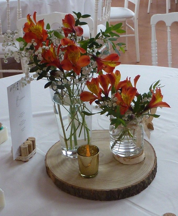 Décoration de table mariage avec fleur différente par table Château de Moussens Caujac